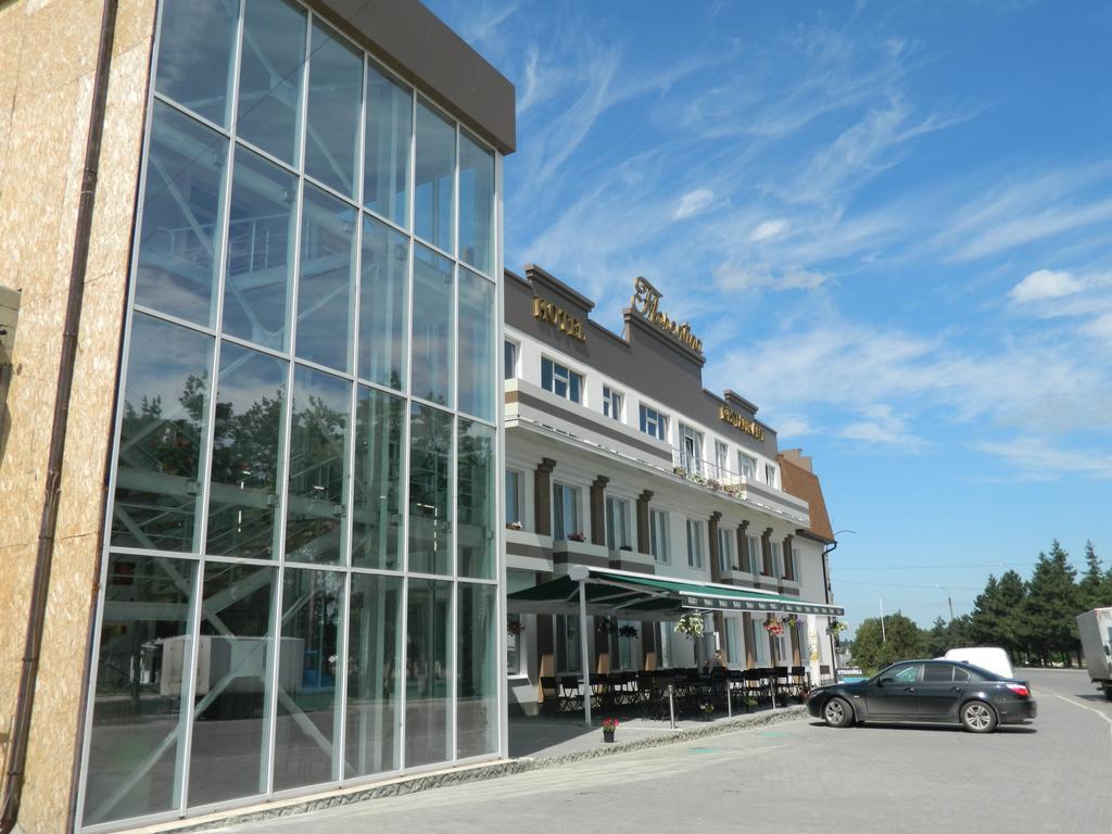 Florentina Hotel Edinet Ngoại thất bức ảnh