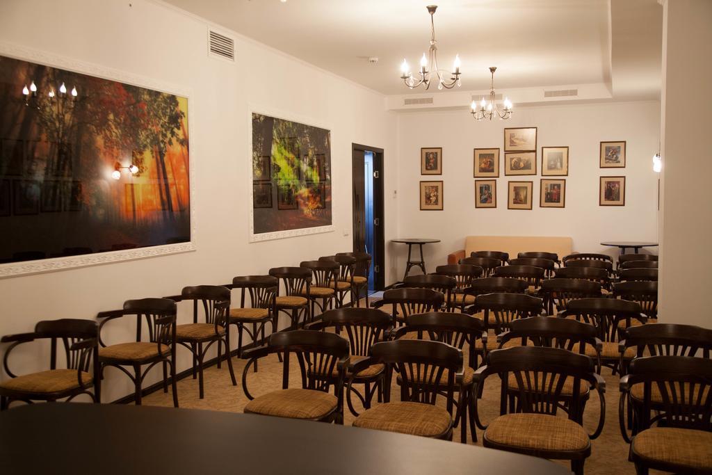 Florentina Hotel Edinet Ngoại thất bức ảnh