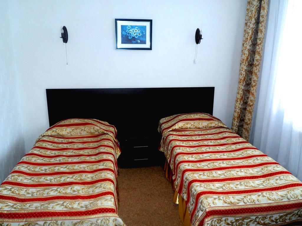 Florentina Hotel Edinet Ngoại thất bức ảnh